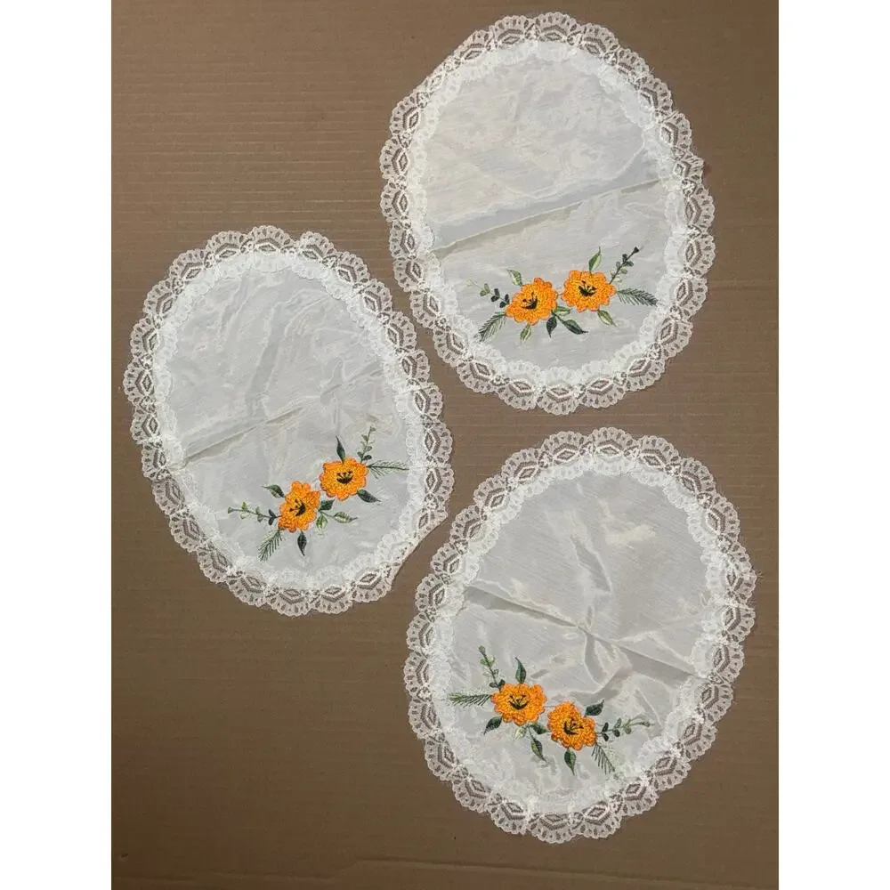 Vintage Lace Embroidered Doily Set of 4 White Orange Flower Cottage Romantic
